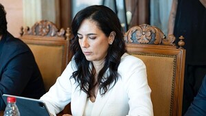 Denunciarán a la ministra de Obras tras accidentes fatales por el mal estado de rutas