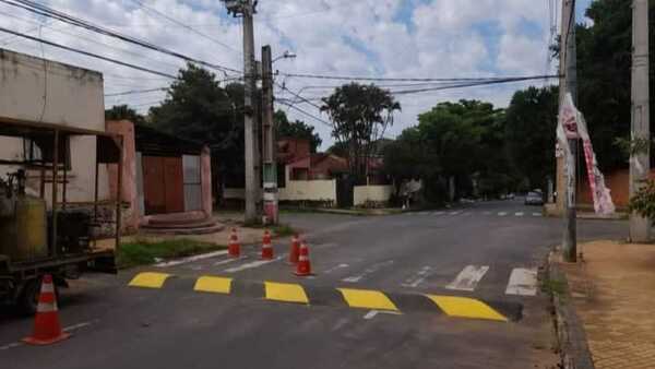 Comuna elimina las lomadas innecesarias en calles de Asunción