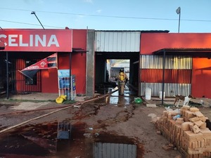 Local comercial en Iturbe consumido por incendio