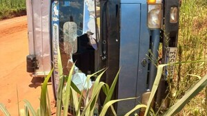 Violento asalto a camión repartidor de helados en Canindeyú deja un herido