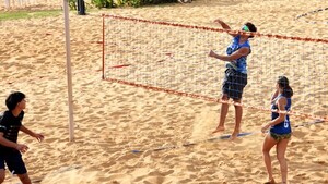 Las vacaciones se viven en las playas y piscinas de los clubes