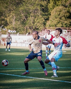 Cerro Porteño cayó por goleada frente a Huracán