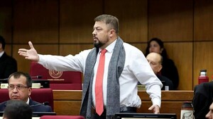 Comisión Permanente trataría hoy posible convocatoria a ministros