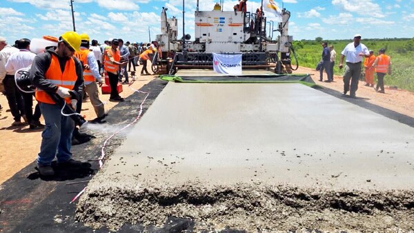 Pavimentan por primera vez tramo Concepción-Pozo Colorado