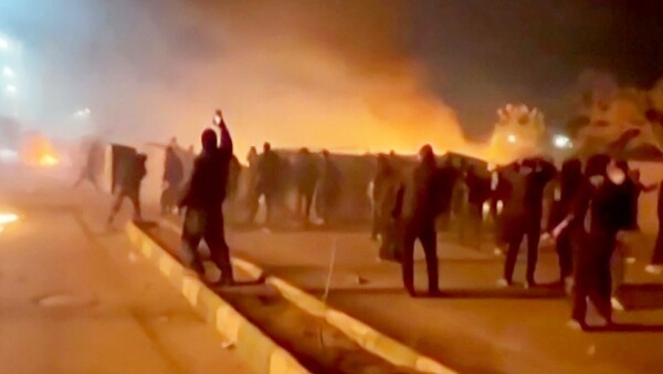 Trump insta a iraníes a derrocar a régimen islámico y promete ayuda