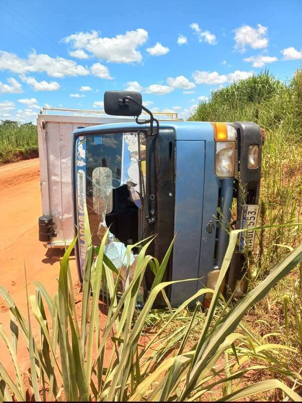Popular / Roban 4 palos durante asalto a vendedores de helados