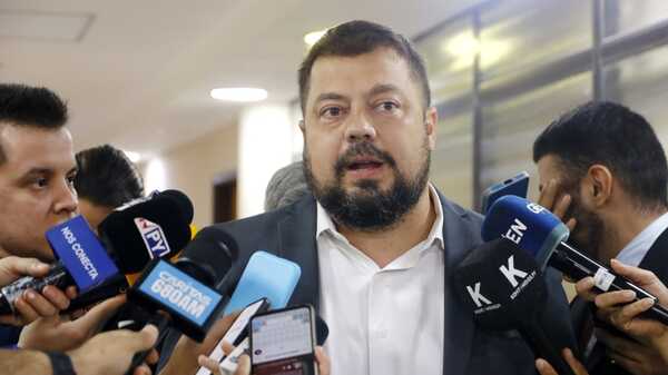 Reformas de las cajas deben “comenzar por casa”, dice senador - Portal Digital Cáritas Universidad Católica