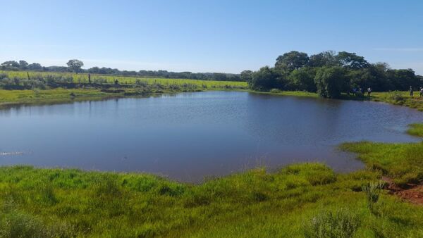 Hombre desaparece en un tajamar en Carmen del Paraná, Itapúa