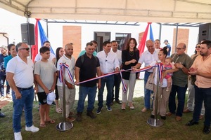 El Ministro que más trabaja entregó 13 nuevas viviendas a familias de Guarambaré y Villa Elisa - Chismes, Arte y Espectáculo  - Churero.com