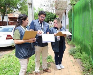 Popular / Escuestadores visitan casas para vichear gastos familiares y medir la inflación