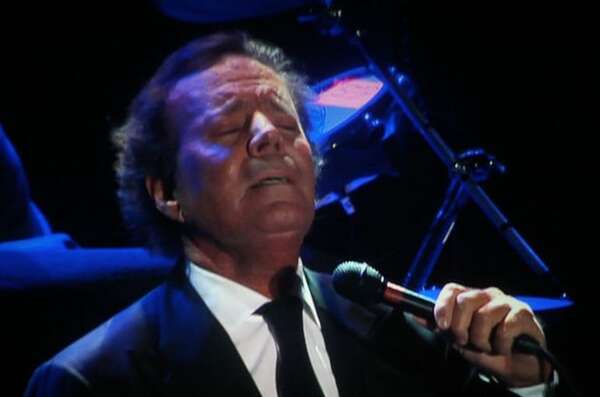 Fiscalía tomará declaración como testigos protegidos a denunciantes de Julio Iglesias - Mundo - ABC Color