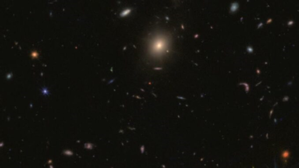 Los misteriosos pequeños puntos rojos podrían ser agujeros negros supermasivos disfrazados