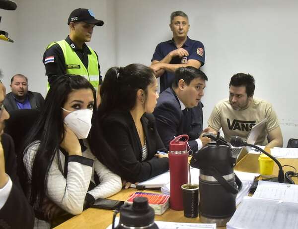 Ratifican prisión a novia de Papo Morales, condenada por crimen de Robert Marín  - Nacionales - ABC Color