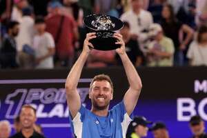 Tenista aficionado Smith gana  One Point Slam tras vencer a Sinner - Tenis - ABC Color