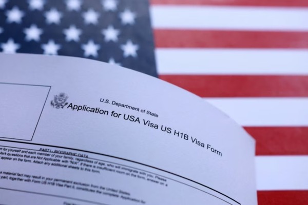 Estados Unidos suspendió el procesamiento de visas de inmigrante para 75 países, incluidos Rusia, Brasil e Irán - ADN Digital