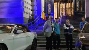 Artistas urbanos argentinos utilizaban autos de lujo contrabandeados desde Paraguay