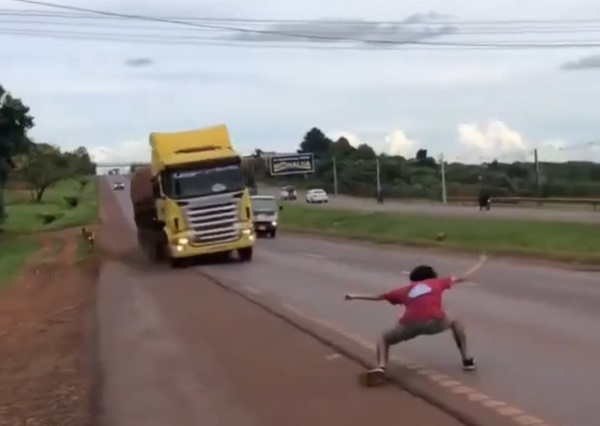 Minga Guazú: imputan a joven por intervenciones peligrosas en el tránsito - ADN Digital