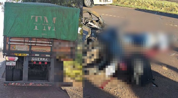 Motociclista muere tras chocar contra la parte trasera de un tractocamión en la Ruta PY02