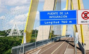 Postergan cruce de buses por el Puente de la Integración  