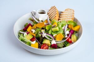 Del árbol a la mesa: tres ensaladas en las que la fruta es la verdadera protagonista  - Gastronomía - ABC Color