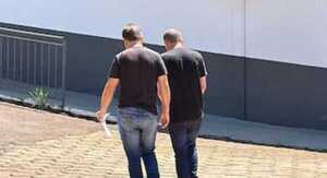 Reo se fuga, roba un camión y lo vende en Paraguay para gastar casi todo en fiestas y drogas - Noticiero Paraguay