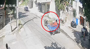 Adolescente resultó herida en accidente tras persecución policial - trece