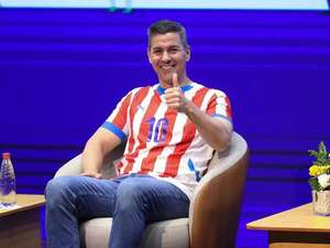 Santiago Peña priorizó a niños en su Gobierno, pero para cerrar millonarios negocios - Nacionales - ABC Color