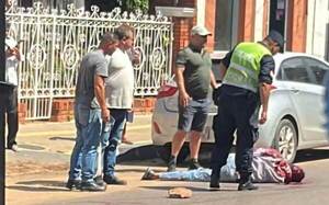 Fiscal imputa a motoasaltante atrapado por joyeros •