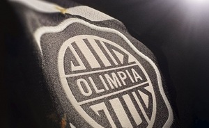 ¿Olimpia dio pistas sobre su nueva camiseta?