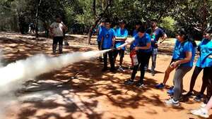 Diversión y aprendizaje en la colonia de vacaciones del cuartel del bomberos K3 - Nacionales - ABC Color