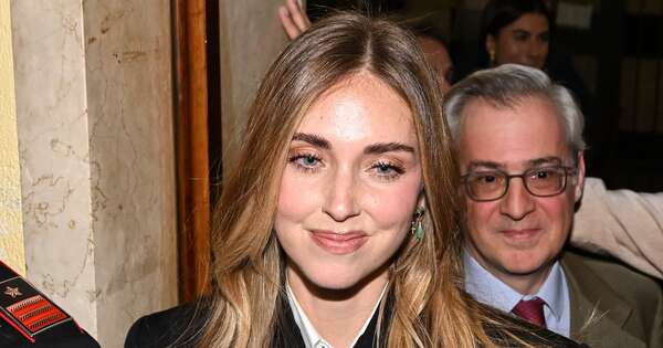 La Nación / Absuelven a la influencer Chiara Ferragni en caso de fraude con pasteles