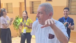 Tras el alta, Valenzuela disfruta de sus vacaciones