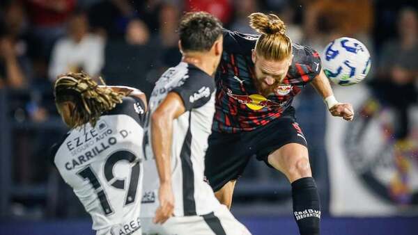 Isidro Pitta sigue sin aparecer en Bragantino