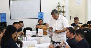 La Nación / MEC defiende política educativa con hechos, inversiones y programas estructurales