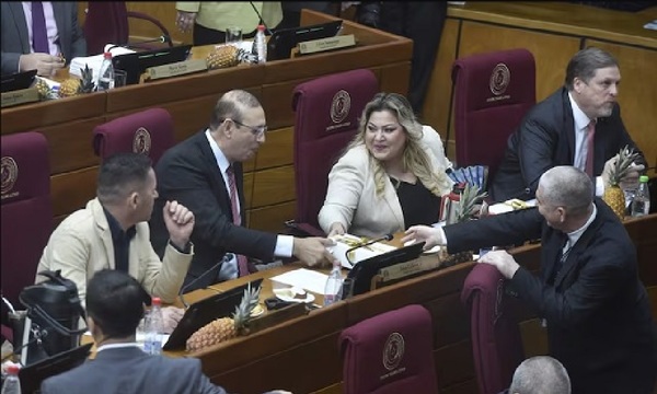 Cartismo califica de populista la eliminación de la Caja de Jubilaciones parlamentaria - OviedoPress