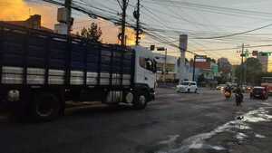 Acusan reincidencia de frigoríficos por ingreso de ganado en zona restringida