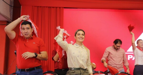 Vega y Echeverría se enfrentan por la chapa en Limpio y desnudan la lucha por el liderazgo cartista en Central