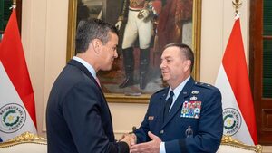 Comandante de la Guardia Nacional de Massachusetts visita Paraguay para fortalecer lazos