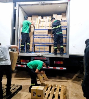 Itapúa recibe primer lote anual de medicamentos para abastecer a sus 30 distritos - ADN Digital