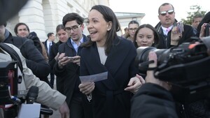 Trump dice que María Corina Machado le "obsequió" su Premio Nobel de la Paz