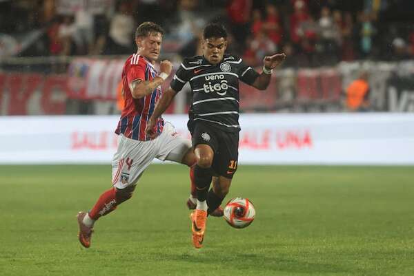 Olimpia, con una nueva identidad, cae en penales ante Colo Colo - Olimpia - ABC Color