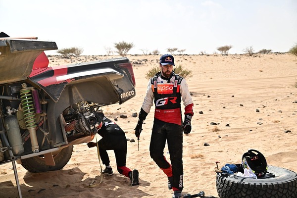 Resumen Dakar 2026 Etapa 11: Lategan fuera y Benavides líder