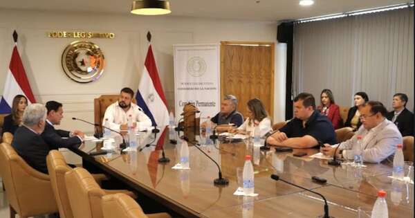 La Nación / El acuerdo SOFA no otorga la inmunidad a tropas americanas