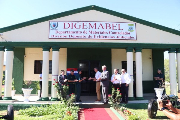 Peña inaugura mejoras en Digemabel con apoyo de EE. UU.