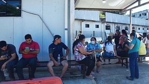Filas, dudas y reclamos en el Hospital Calle’i: pacientes denuncian desorden en Traumatología