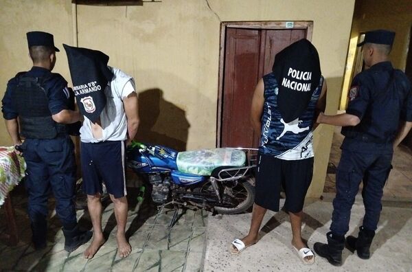 Aprehenden a tres personas por presunto robo y recuperan celular y dinero en barrio Primavera - Concepción al Día