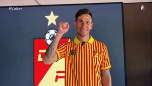 Danilo Ortiz es presentado en Colombia