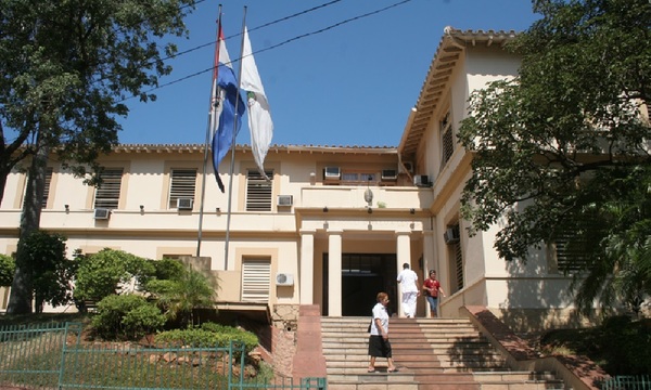 Ministerio de Salud enfrentó seis amparos diarios por falta de medicamentos - OviedoPress