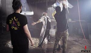 Bajo el agua está mi imperio | Pausa