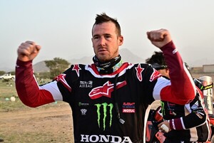 Brabec recupera liderato del Dakar en motos, Benavides a 3 minutos de la gloria
